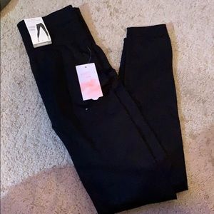 L/XL New Directions Brand New Black Leggings